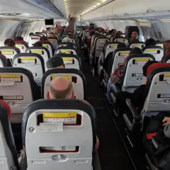 Czy można zabrać kanapki do samolotu Wizz Air i uniknąć problemów?