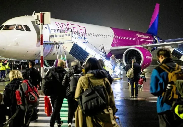 Co z lotami Wizz Air? Cancellacje i opóźnienia, co musisz wiedzieć
