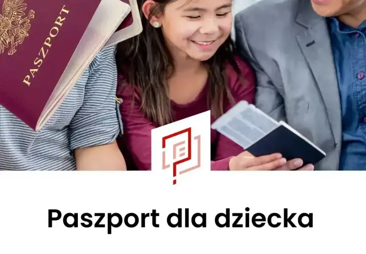 Rodzina z paszportem dla dziecka, gotowa na podróż.