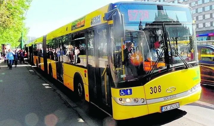 Gdzie odjeżdża autobus 672 w Katowicach? Sprawdź lokalizację przystanku