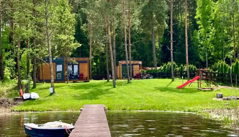 Najlepsze domki nad jeziorem łódzkie – idealne miejsce na relaks