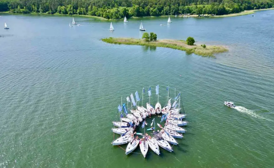 Ile jezior mają Mazury? Prawda i plan na weekend