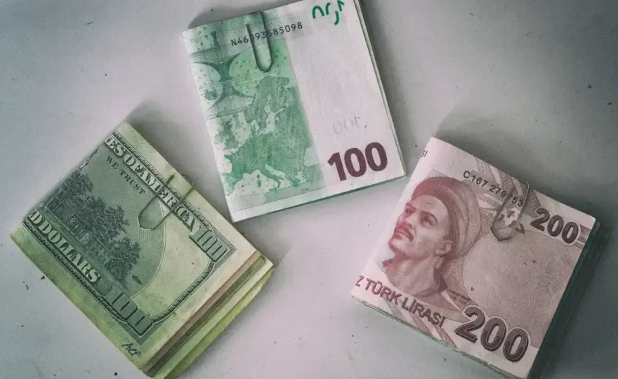 Czym płacić w Turcji? Lira, karta, gotówka - poradnik