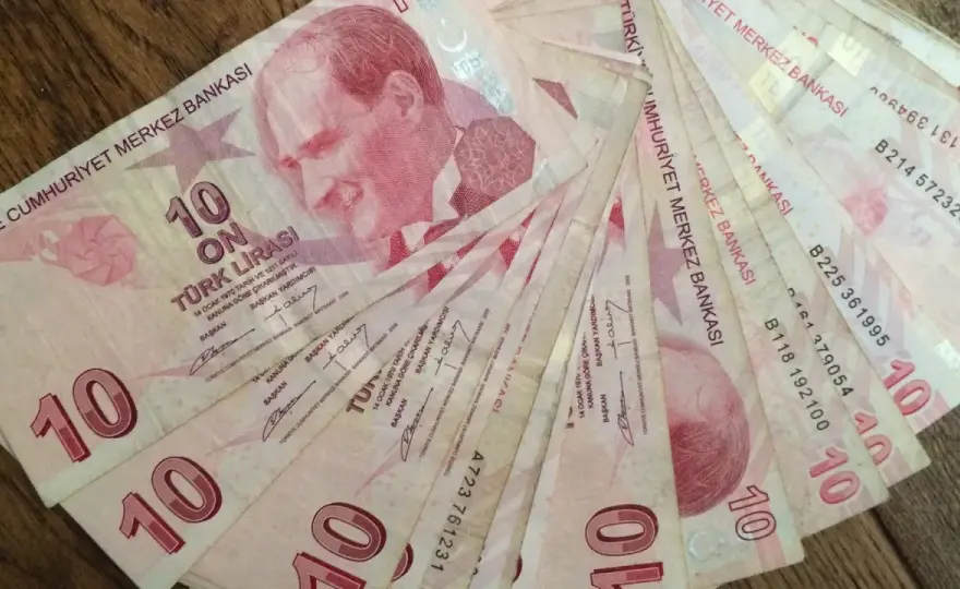 Jaka waluta obowiązuje w Turcji? Uniknij nieprzyjemnych niespodzianek
