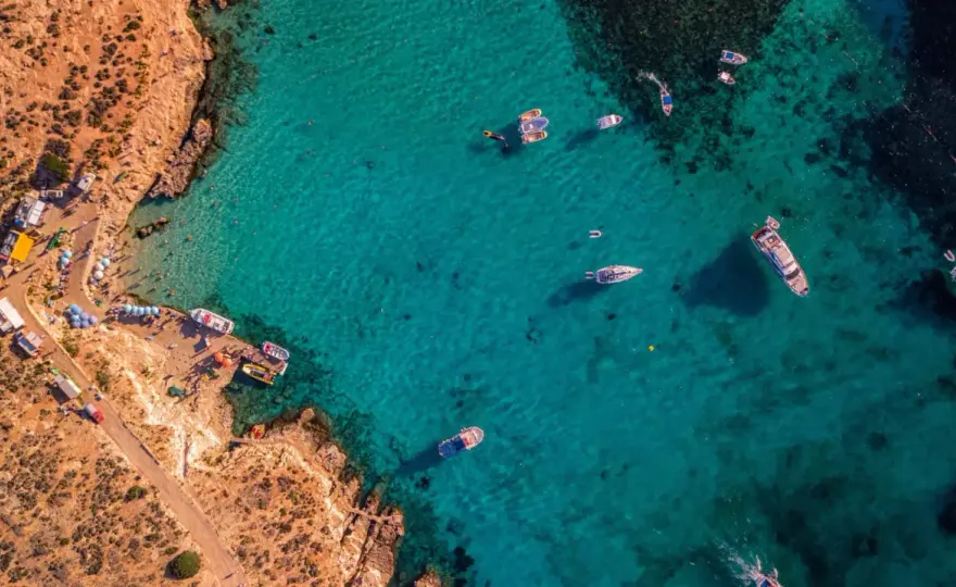 Malta czy można lecieć? Sprawdź aktualne zasady podróży i loty