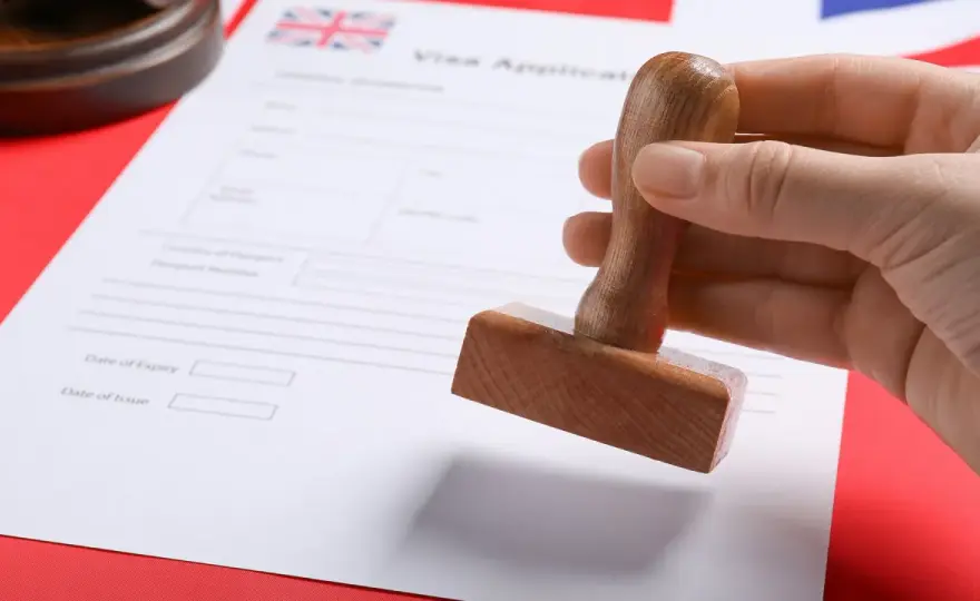 Wiza do UK dla Polaka - ETA czy wiza? Sprawdź, co wybrać!