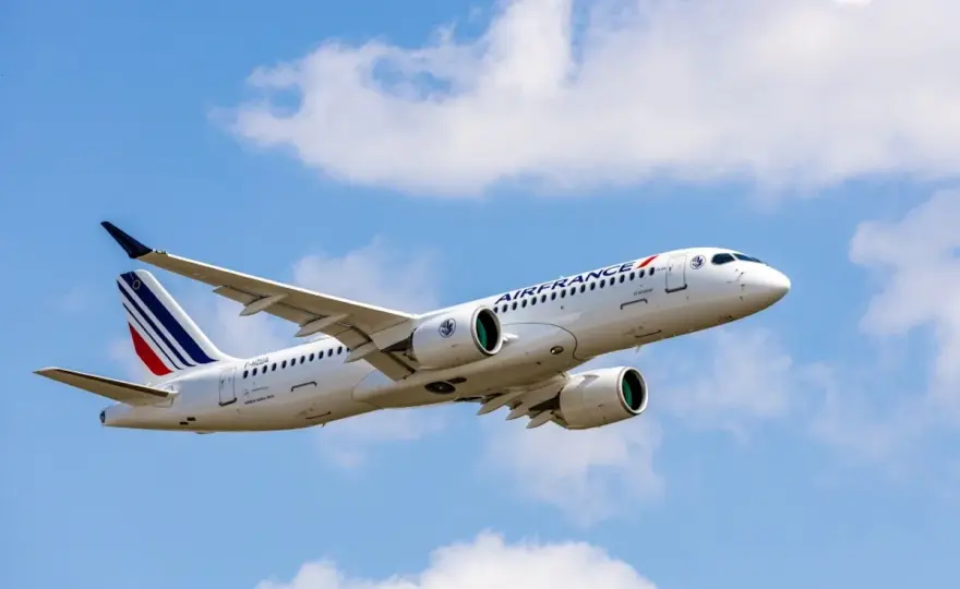 Airbus A220-300 - Dlaczego to idealny samolot na city break?