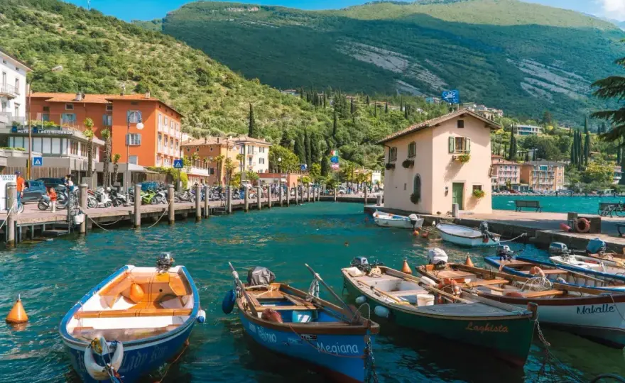 Z Bergamo nad Jezioro Garda - Jak dojechać i co wybrać?