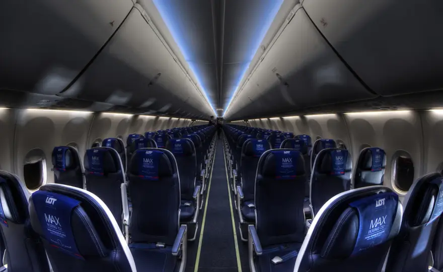 Boeing 737 MAX 8 LOT - Czy to samolot na Twój city break?