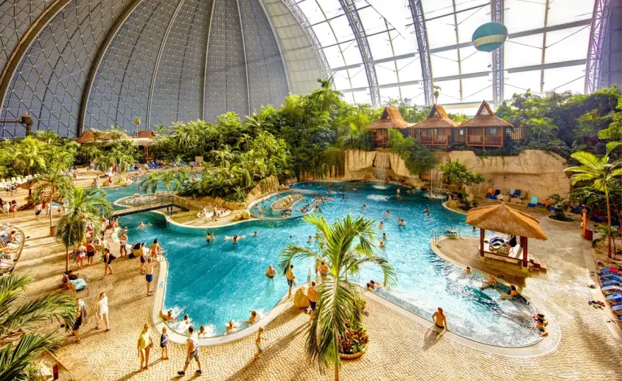 Tropical Islands - Ile kosztuje i jak nie przepłacić?